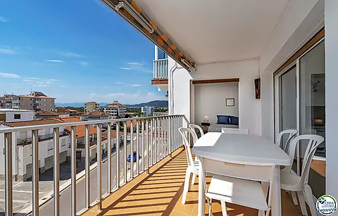 Stunning two-bedroom apartment just steps from the beach