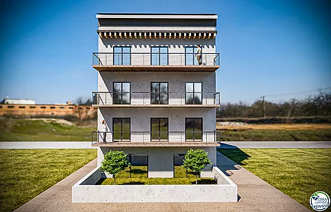 Oferta especial constructors! Edifici de 4 apartaments amb plànols d'edificació.