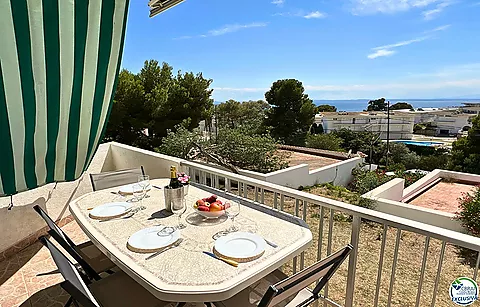 MAGNIFICENT APARTMENT IN LA ALMADRAVA WITH SEA VIEWS AND PARKING
