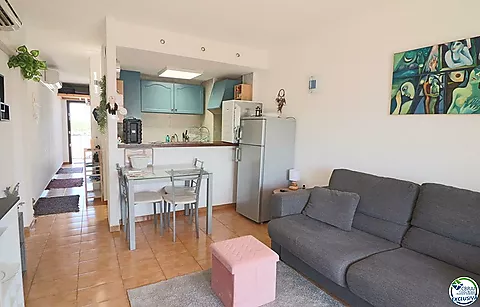 Charmante Wohnung mit Schlafzimmer, Balkon und Poolzugang!