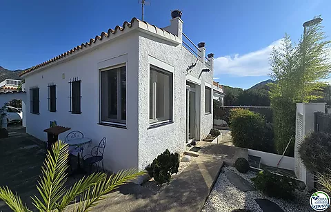 Renovated Detached House in Roses Mas Bosca on the Costa Brava